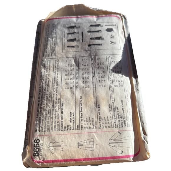 Vintage Simplicity 8666 Dress Sewing Pattern Size 16½ Half Size 1980s - Picture 2 of 3